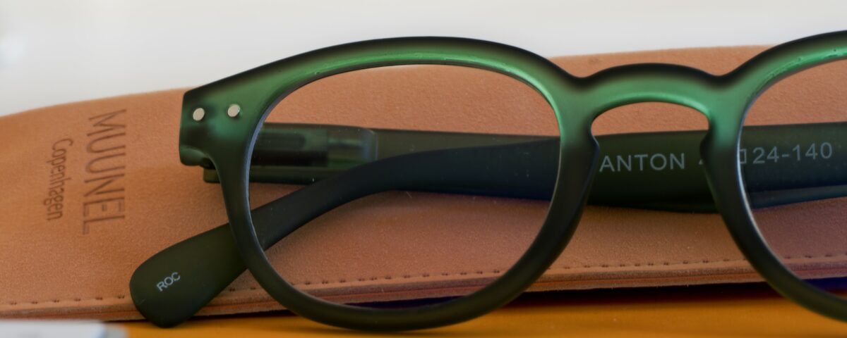 Îngrijirea Adecvată a Ochelarilor de Vedere : curatare ochelari de vedere
