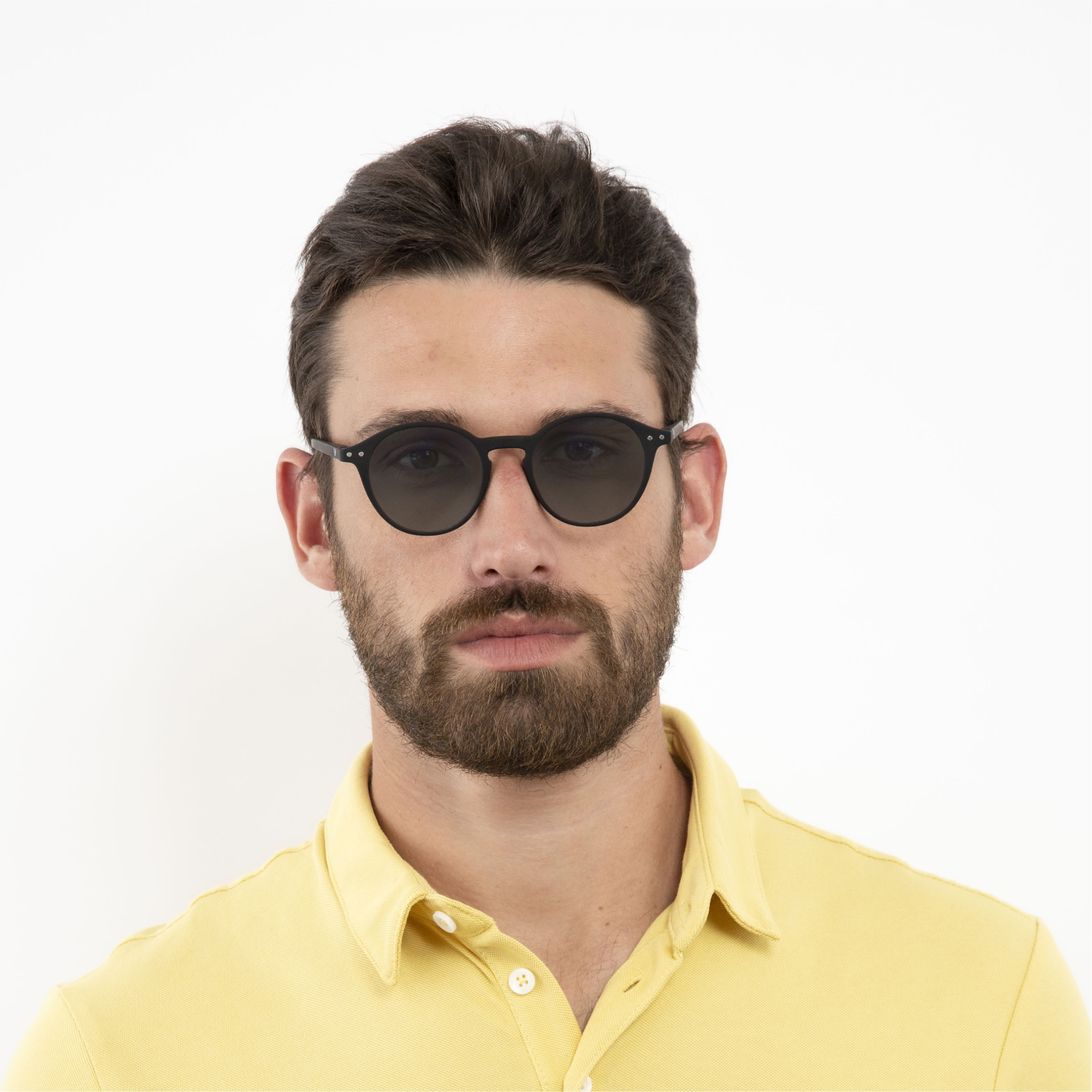 transition-photochromic-glasses-grey-lenses-men-luca-black-front
