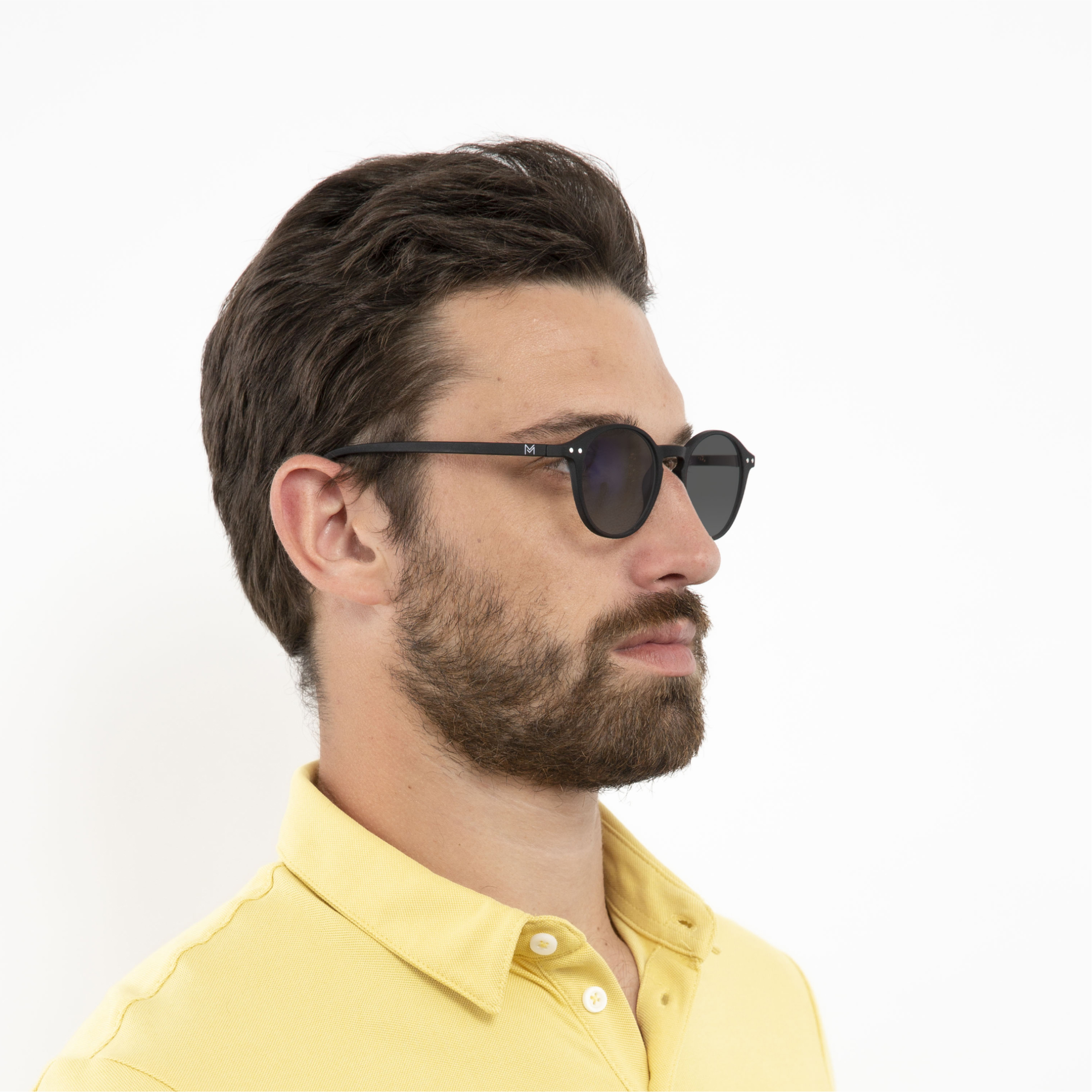 transition-photochromic-glasses-grey-lenses-men-luca-black-profile